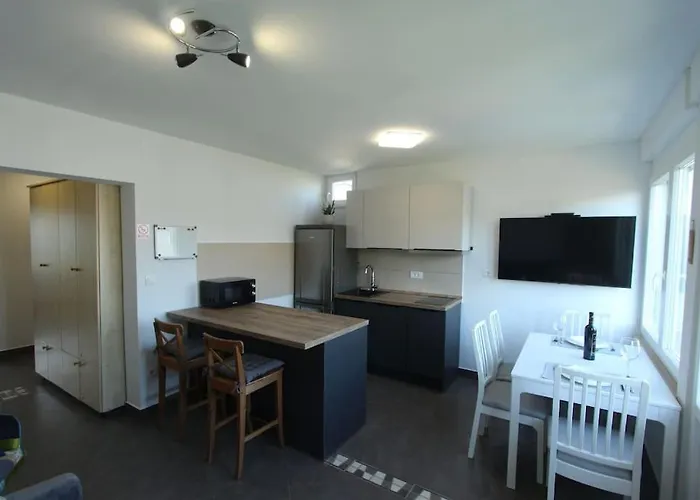 Zebrus Apartment